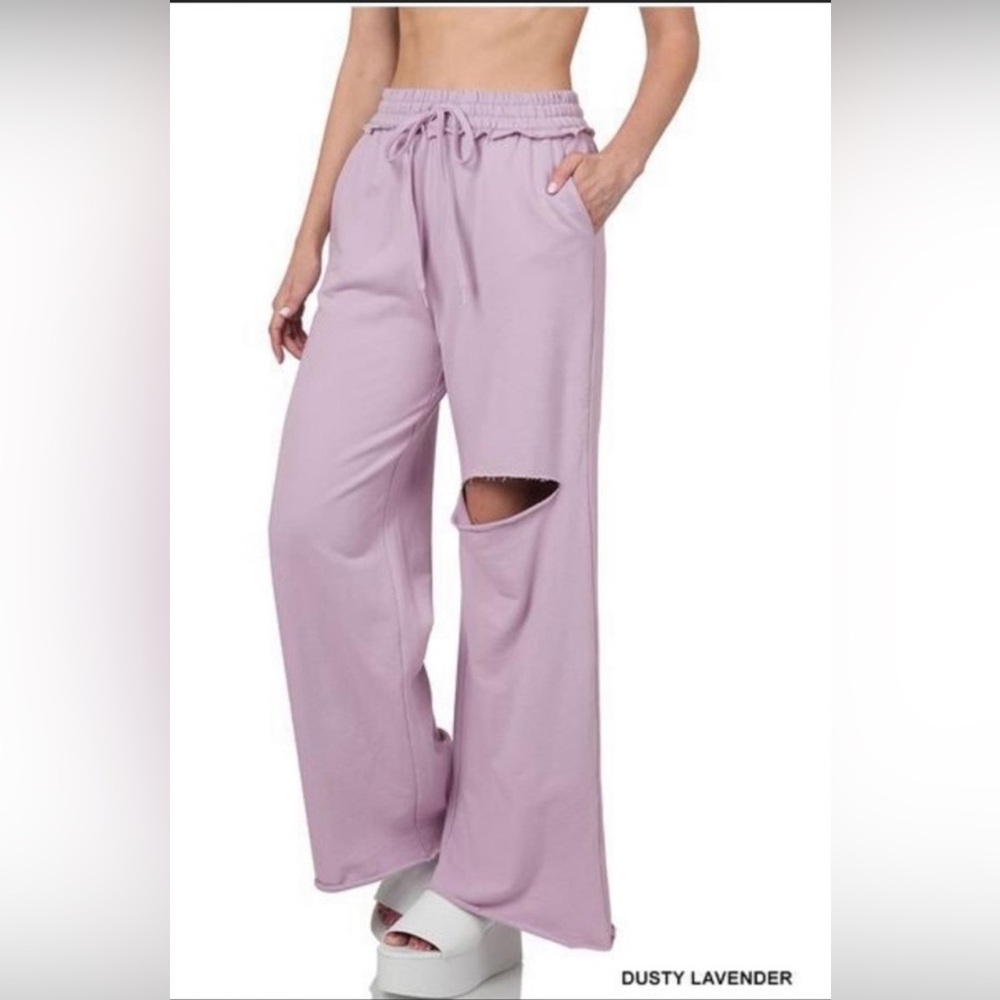 ZENANA High Rise Wide Leg Ripped Raw Hem Sweats w/Pockets In Lilac XL ✨Like New✨